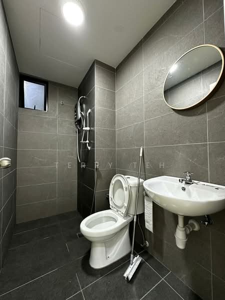 Service Residence for Rent at Majestic Maxim - Terry Teh - Bathroom - PropertyGuru.com.my