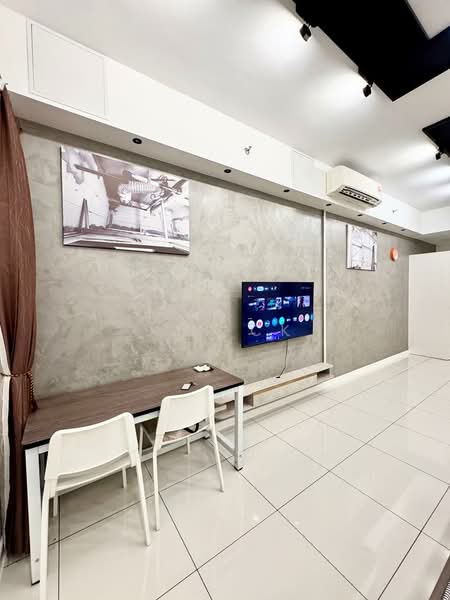 Servis Apartment untuk Disewa di Chambers - Kin CK - Living Room - PropertyGuru.com.my