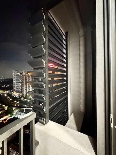 Servis Apartment untuk Disewa di Chambers - Kin CK - Balcony - PropertyGuru.com.my