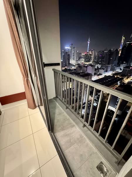 Servis Apartment untuk Disewa di Chambers - Kin CK - Balcony - PropertyGuru.com.my