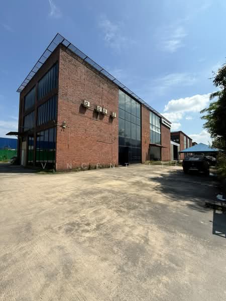 Kilang untuk Disewa di Seksyen U3 (Shah Alam) - Vincent Lee - Exterior - PropertyGuru.com.my