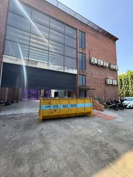 Kilang untuk Disewa di Seksyen U3 (Shah Alam) - Vincent Lee - Exterior - PropertyGuru.com.my