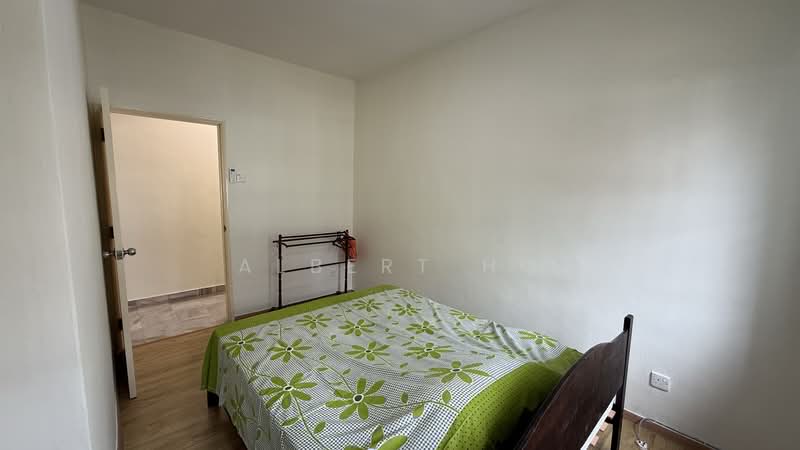 Kondominium untuk Dijual di Tiara Damansara - Albert Ho - Bedroom - PropertyGuru.com.my