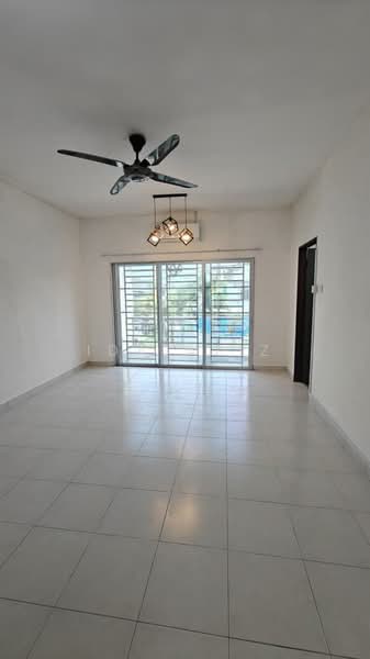 Rumah Teres 2 Tingkat untuk Dijual di Taman Scientex Senai (Senai) - Ida Aziz - Living Room - PropertyGuru.com.my