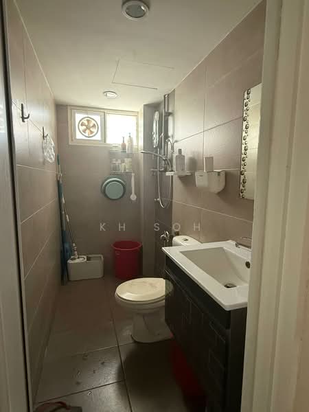 Apartment for Sale at Sri Intan 1 - KH Soh - Bathroom - PropertyGuru.com.my