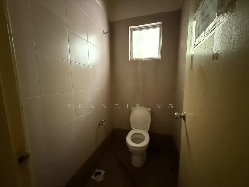 Kedai untuk Disewa di Jalan Klang Lama (Old Klang Road) (Kuala Lumpur) - Francis Ng - Bathroom - PropertyGuru.com.my