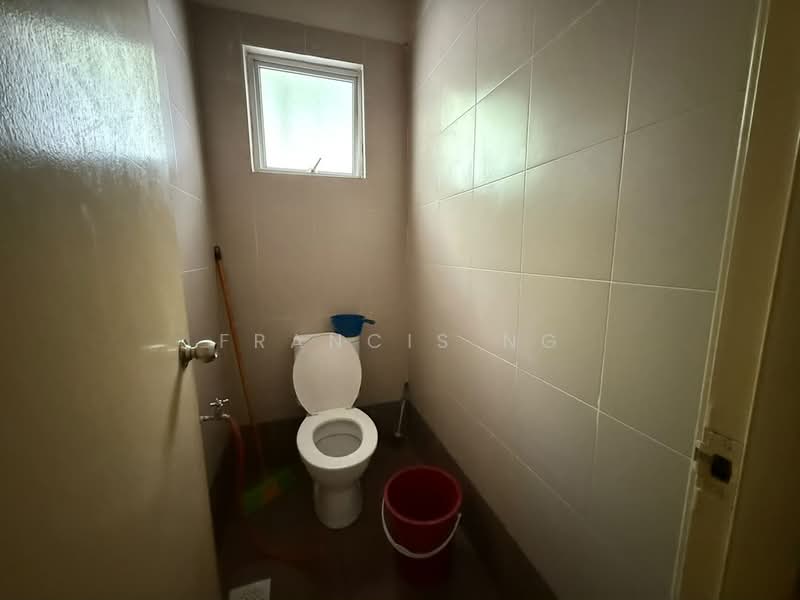 Kedai untuk Disewa di Jalan Klang Lama (Old Klang Road) (Kuala Lumpur) - Francis Ng - Bathroom - PropertyGuru.com.my