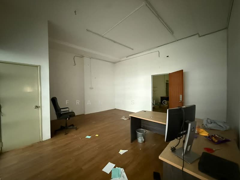 Kedai untuk Disewa di Jalan Klang Lama (Old Klang Road) (Kuala Lumpur) - Francis Ng - Interior - PropertyGuru.com.my