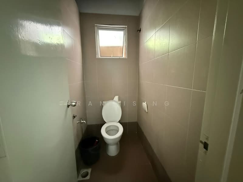 Kedai untuk Disewa di Jalan Klang Lama (Old Klang Road) (Kuala Lumpur) - Francis Ng - Bathroom - PropertyGuru.com.my