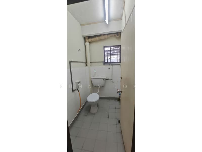 2-storey Terraced House for Sale in Taman Desa Damai (Bukit Mertajam) - Sunny Lok - Bathroom - PropertyGuru.com.my