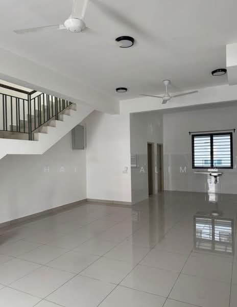 2-storey Terraced House for Sale in Telok Panglima Garang (Selangor) - Hairi Halim - PropertyGuru.com.my