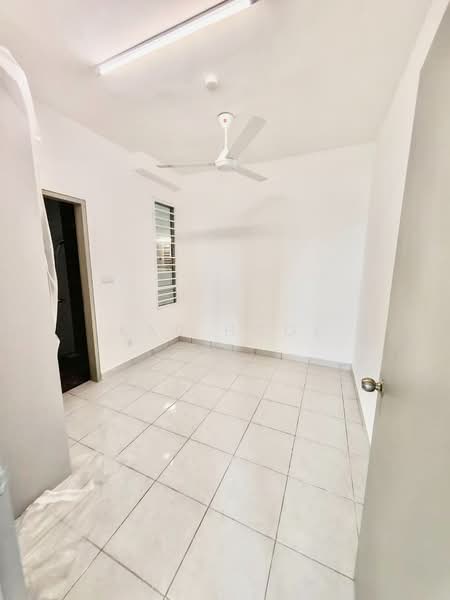 Apartment for Rent at Idaman Melur @ Cybersouth - Kar Hooi - Interior - PropertyGuru.com.my