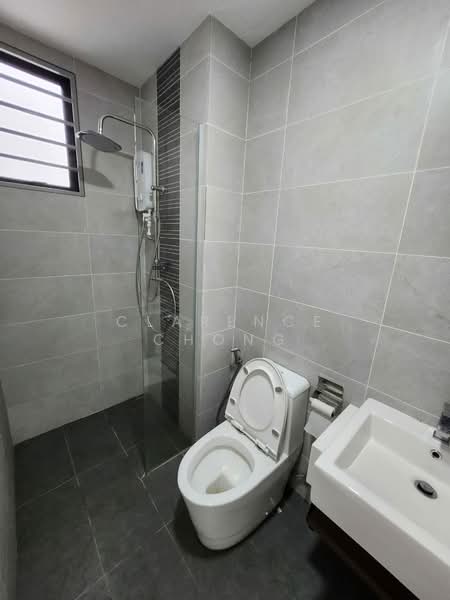 Service Residence for Rent at Far East - Clarence Chong - Bathroom - PropertyGuru.com.my