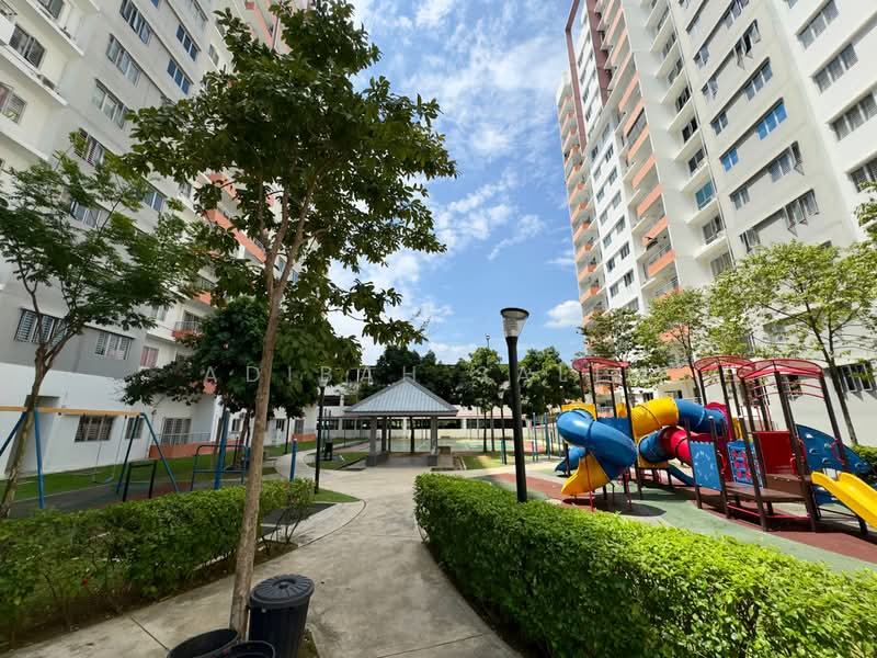 Pangsapuri untuk Dijual di Gapura Bayu - Adibah Salim - Exterior - PropertyGuru.com.my