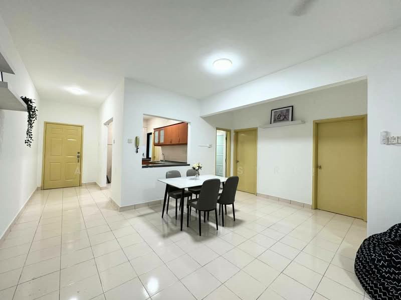Condominium for Rent at Sri Putramas - Amirul Nasyriq - Dining Room - PropertyGuru.com.my