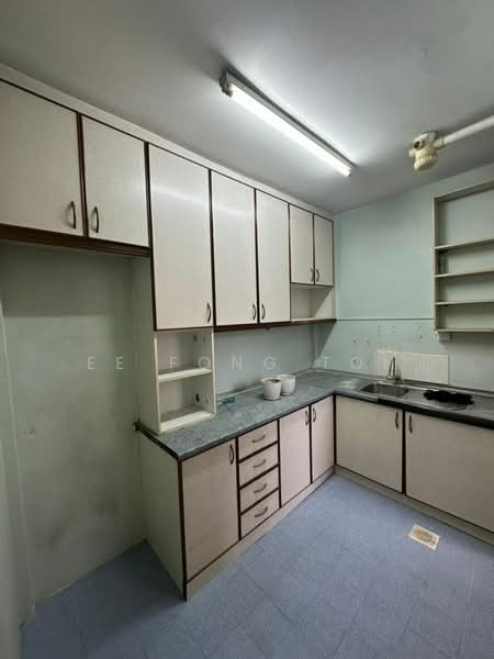 Rumah Flat untuk Dijual di Taman Daya - Jalan Enau 16,20 - Ee Fong Toh - Kitchen - PropertyGuru.com.my