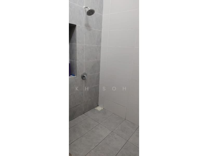 Rumah Teres 2 Tingkat untuk Dijual di Eco Majestic (Semenyih) - KH Soh - Bathroom - PropertyGuru.com.my