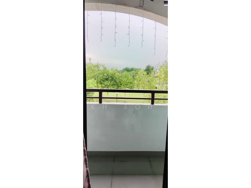 Rumah Teres 2 Tingkat untuk Dijual di Eco Majestic (Semenyih) - KH Soh - Balcony - PropertyGuru.com.my