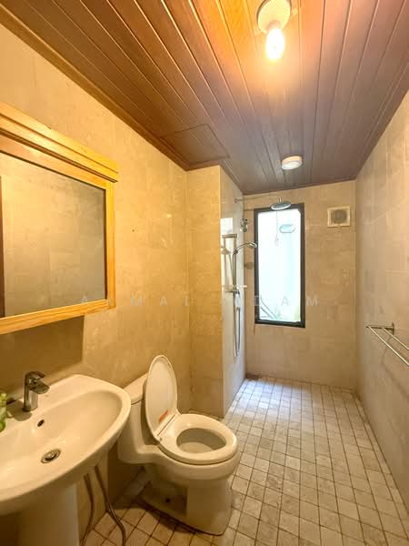 Bungalow for Sale in Seksyen 11 (Shah Alam) - Akmal Adam - Bathroom - PropertyGuru.com.my