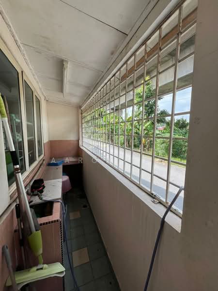Rumah Teres 1 Tingkat untuk Dijual di SS2 (Petaling Jaya) - Aaron Yee - Balcony - PropertyGuru.com.my