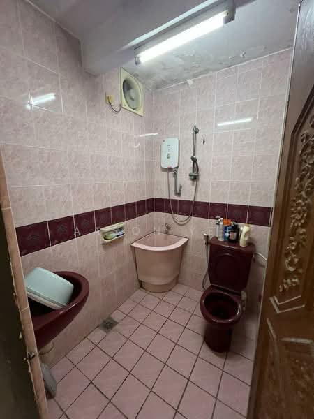Rumah Teres 1 Tingkat untuk Dijual di SS2 (Petaling Jaya) - Aaron Yee - Bathroom - PropertyGuru.com.my