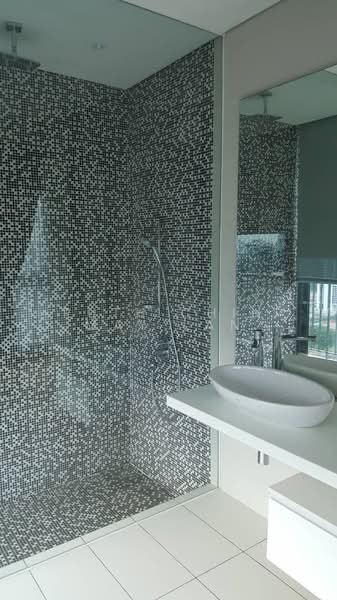 Servis Apartment untuk Dijual di Vogue Suites One - Ruth Chin May Lan - Bathroom - PropertyGuru.com.my