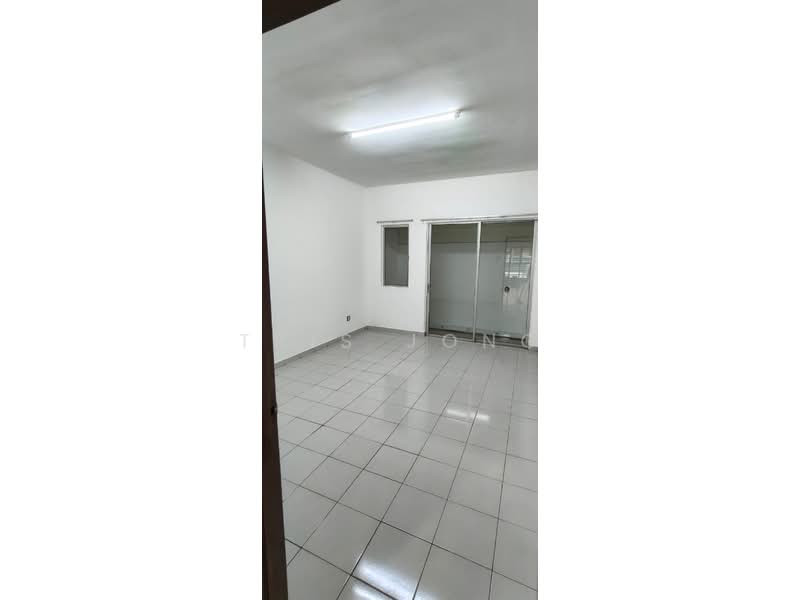 Townhouse for Rent in Taman Amansiara (Rawang) - Tris Jong - Interior - PropertyGuru.com.my