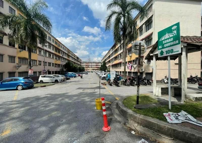 Rumah Flat untuk Dijual di Rampai Idaman - Azri Zabidin - Exterior - PropertyGuru.com.my