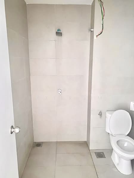 Servis Apartment untuk Dijual di SUNSURIA FORUM SERVICED APARTMENT - Baxter Lim - Bathroom - PropertyGuru.com.my