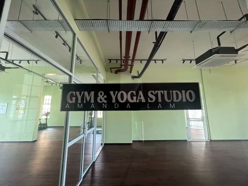 Kondominium untuk Dijual di Gurney Beach Resort - Amanda Lam - Gym - PropertyGuru.com.my