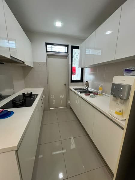 Service Residence for Rent at i-Residence @ i-City - Leow Yuh Biau - Kitchen - PropertyGuru.com.my