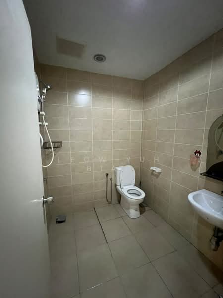 Service Residence for Rent at i-Residence @ i-City - Leow Yuh Biau - Bathroom - PropertyGuru.com.my