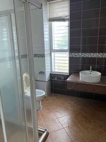 Semi-Detached House for Sale in Bayan Lepas (Penang) - Li Fang - Bathroom - PropertyGuru.com.my