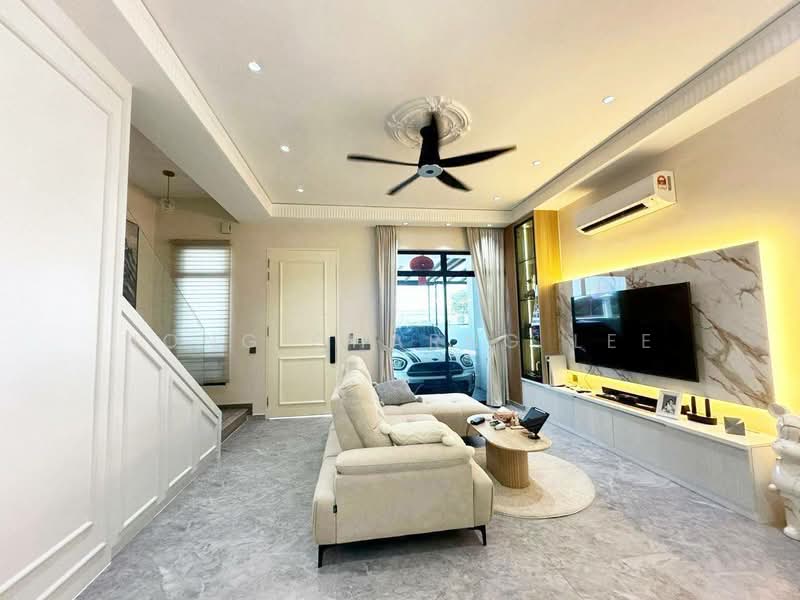 Rumah Teres untuk Disewa di Kota Masai (Pasir Gudang) - Hong Charng Lee - Living Room - PropertyGuru.com.my