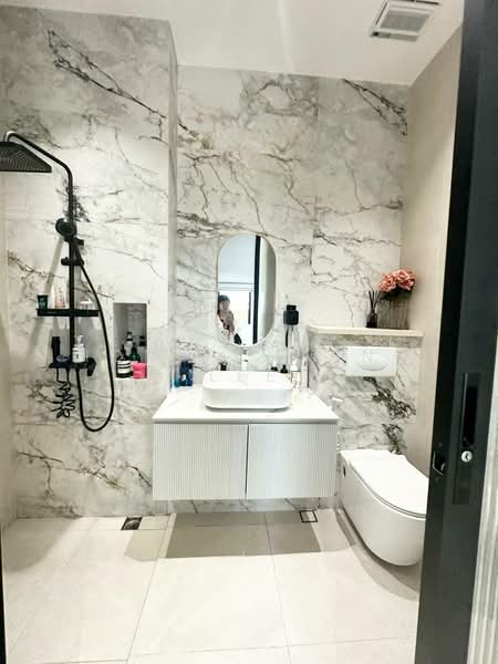 Rumah Teres untuk Disewa di Kota Masai (Pasir Gudang) - Hong Charng Lee - Bathroom - PropertyGuru.com.my