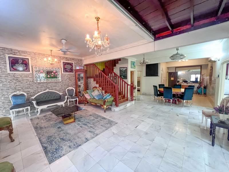 2-storey Terraced House for Sale in Cheras (Kuala Lumpur) - Amir Abas - Living Room - PropertyGuru.com.my