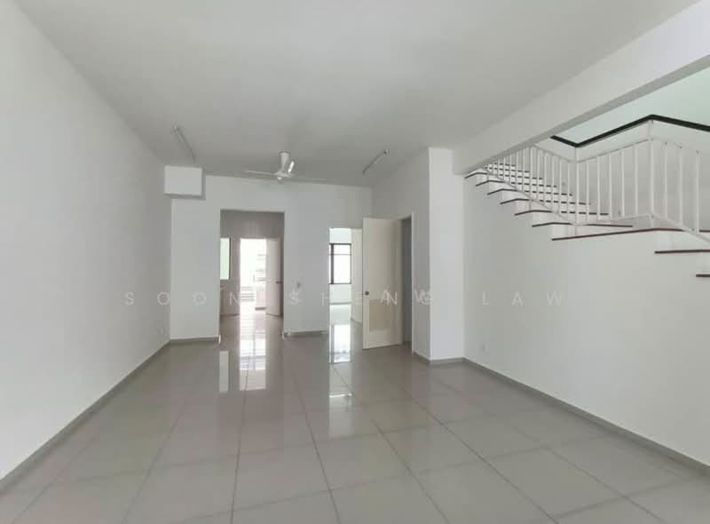 Rumah Teres 2 Tingkat untuk Dijual di Eco Majestic (Semenyih) - Soon Sheng Law - Living Room - PropertyGuru.com.my