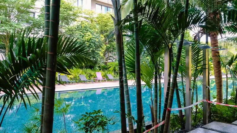 Kondominium untuk Dijual di Windows on The Park - Rena Rahman - Pool - PropertyGuru.com.my