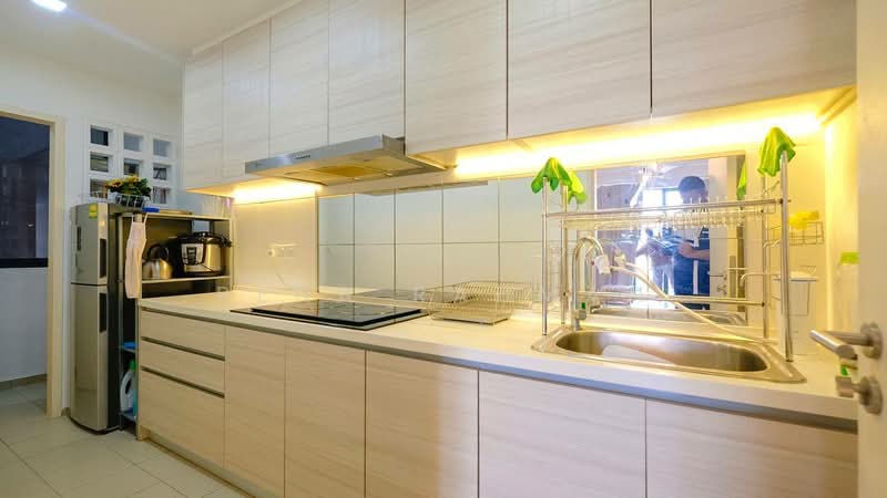 Kondominium untuk Dijual di Windows on The Park - Rena Rahman - Kitchen - PropertyGuru.com.my