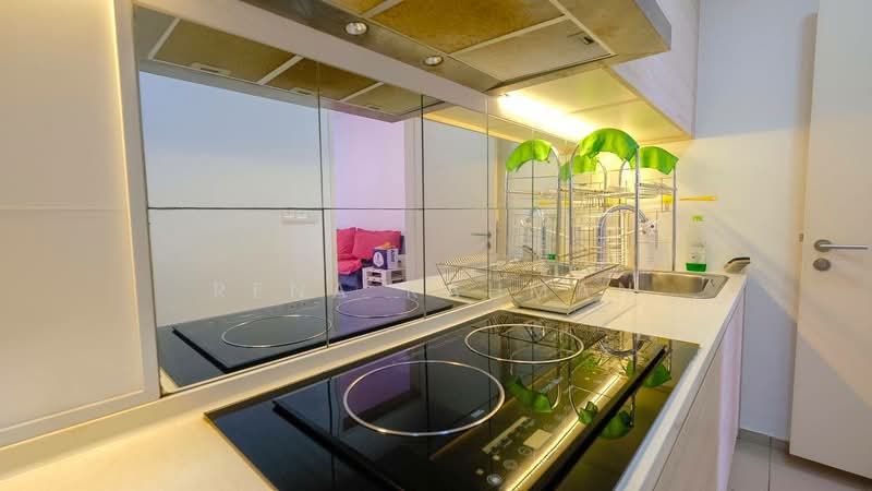 Kondominium untuk Dijual di Windows on The Park - Rena Rahman - Kitchen - PropertyGuru.com.my