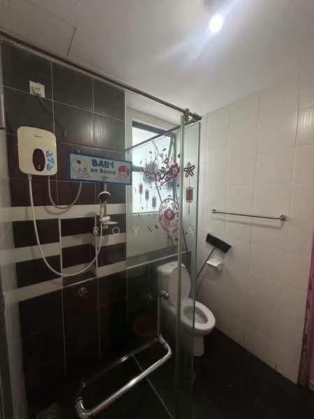 Pangsapuri untuk Dijual di Seri Austin Residence (Pangsapuri Seri Austin) - Roy Yap - Bathroom - PropertyGuru.com.my