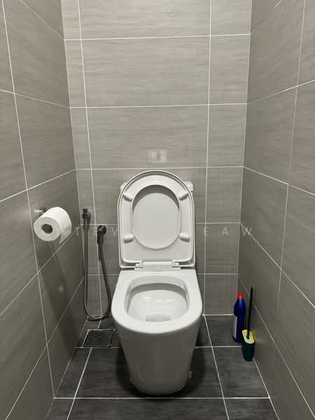 Servis Apartment untuk Dijual di Trion @ KL - Steven Leaw - Master bathroom - PropertyGuru.com.my