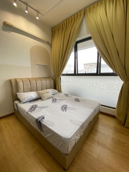 Condominium for Rent at Bay Point @ Country Garden Danga Bay - Joanna Tai - Bedroom - PropertyGuru.com.my
