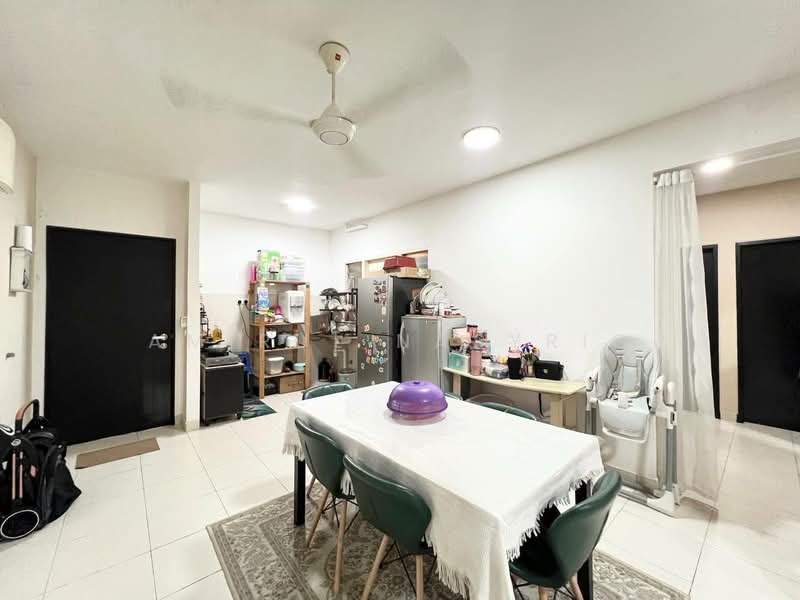 Apartment for Sale at De Bayu - Amirul Nasyriq - Dining Room - PropertyGuru.com.my