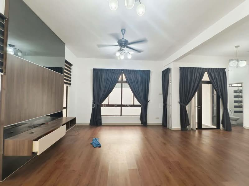 Cluster House for Sale in Taman Adda Heights (Tebrau) - Andrew Teo - Living Room - PropertyGuru.com.my