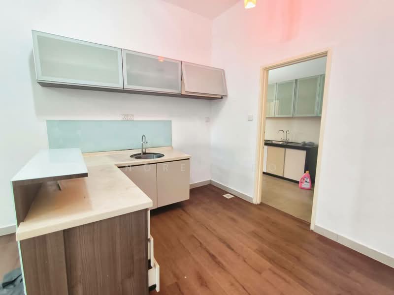 Cluster House for Sale in Taman Adda Heights (Tebrau) - Andrew Teo - Kitchen - PropertyGuru.com.my