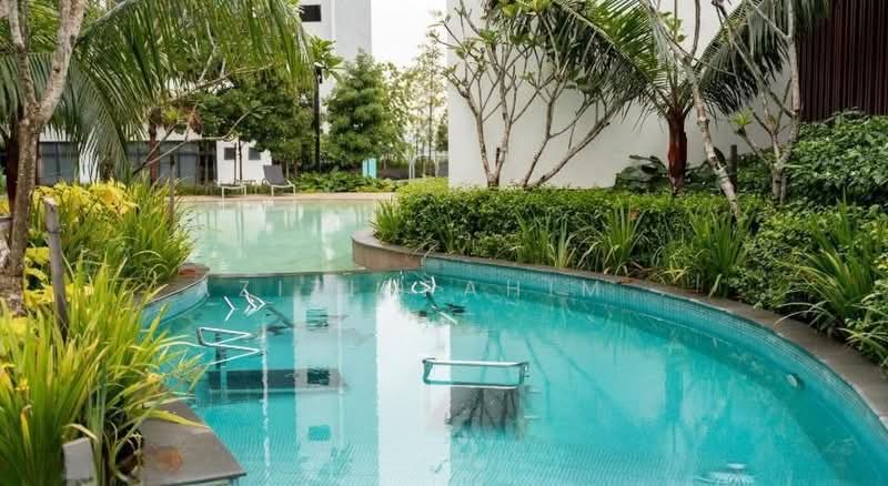 Service Residence for Rent at Maya Bay Residences @ Gamuda Cove - Azizirrahim . - Pool - PropertyGuru.com.my