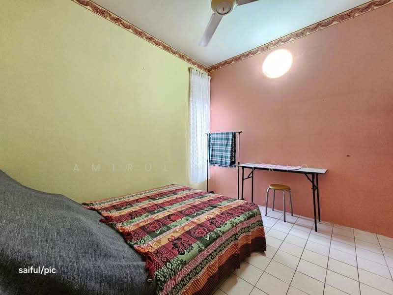 Townhouse for Sale in Seksyen 32 (Shah Alam) - Amirul Nasyriq - Bedroom - PropertyGuru.com.my