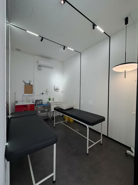 Shop / Office for Sale in Jalan Klang Lama (Old Klang Road) (Kuala Lumpur) - Leo Lim - Interior - PropertyGuru.com.my