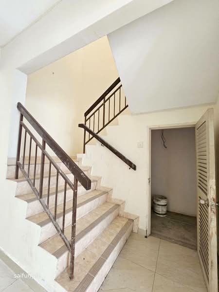 Rumah Teres 2 Tingkat untuk Dijual di Shah Alam (Selangor) - Amirul Nasyriq - Entrance - PropertyGuru.com.my